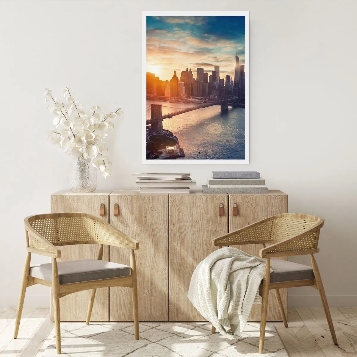 Poster - Blick auf Manhattan bei Sonnenuntergang mit der Brooklyn Bridge - 50x70cm - Westliches Kulturdenkmal - Moderne Wanddekoration für Wohnzimmer und Schlafzimmer ARTTOR