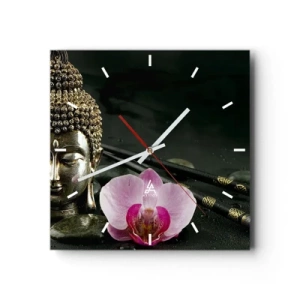 Wanduhr - Glasuhr - Eine Buddha-Statuette mit Orchidee und Essstäbchen vor einem Hintergrund aus Steinen - 30x30cm - Harmonie von Weisheit und Schönheit - Moderne Wanddekoration für Wohnzimmer und Schlafzimmer ARTTOR