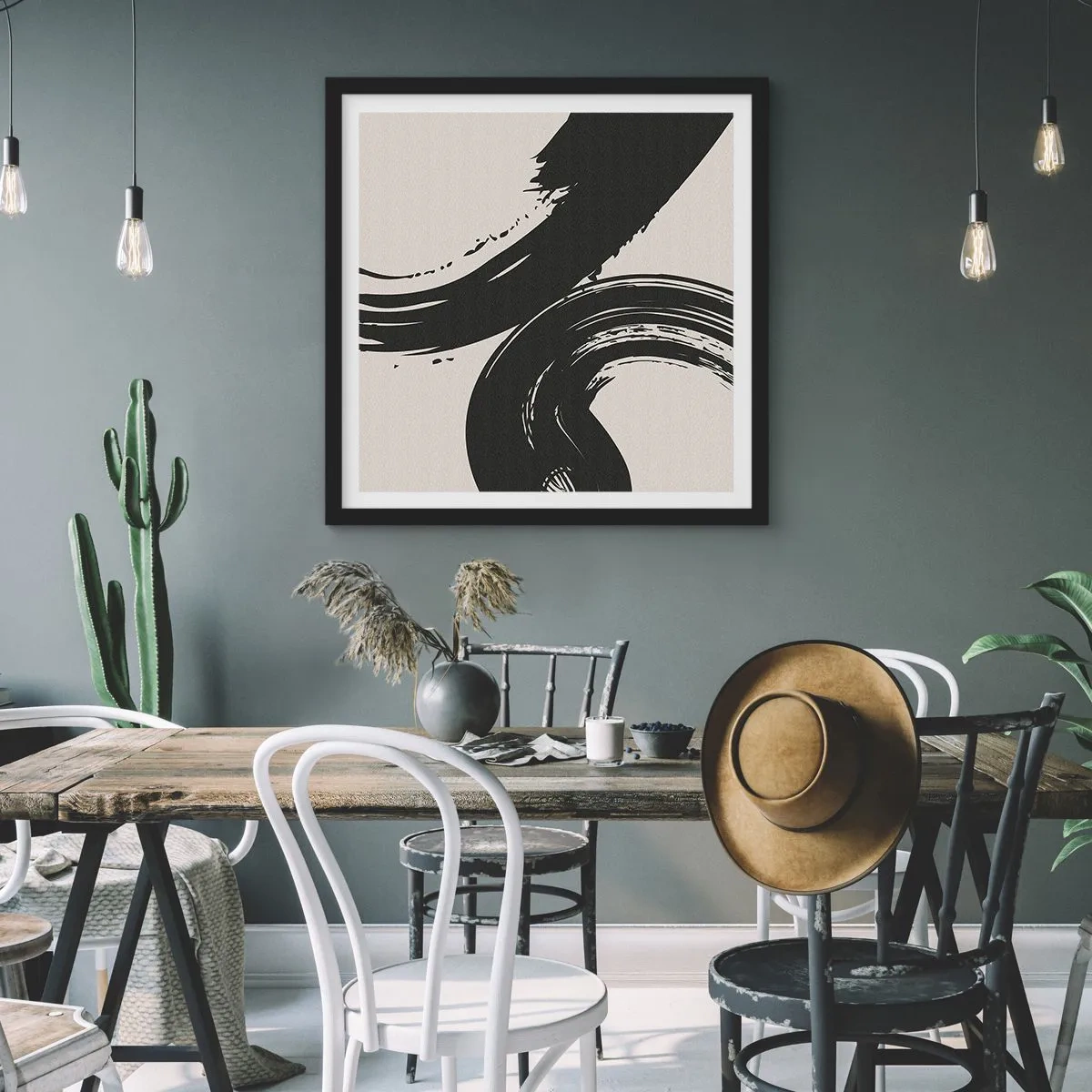 Poster in einem schwarzem Rahmen - Ausladend und kreisförmig - 30x30 cm