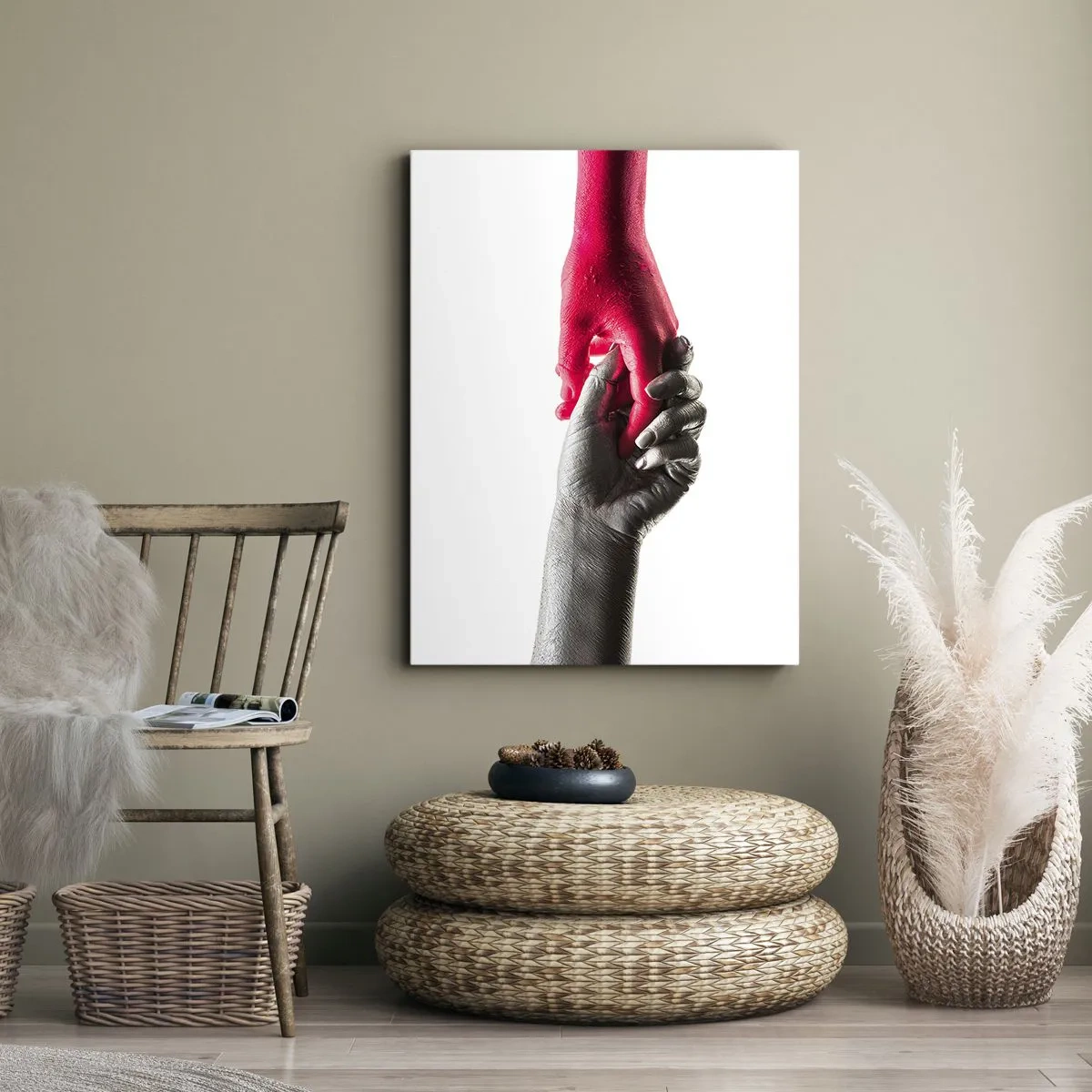 Bild auf Leinwand - Leinwandbild - Symbolische Hände in Silber und Rot - 70x100cm - Gemeinsam, obwohl anders - Moderne Wanddekoration für Wohnzimmer und Schlafzimmer ARTTOR