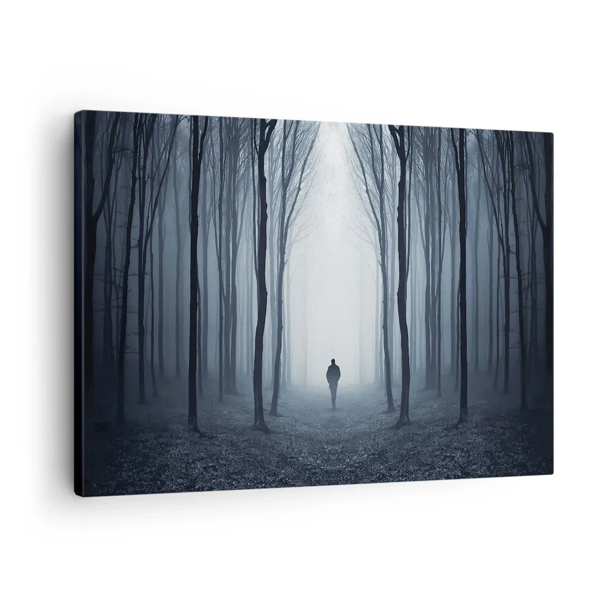 Bild auf Leinwand - Leinwandbild - Eine Gestalt, die zwischen den Bäumen in einem nebligen Wald spazieren geht - 70x50cm - Alles einfach und übersichtlich - Moderne Wanddekoration für Wohnzimmer und Schlafzimmer ARTTOR