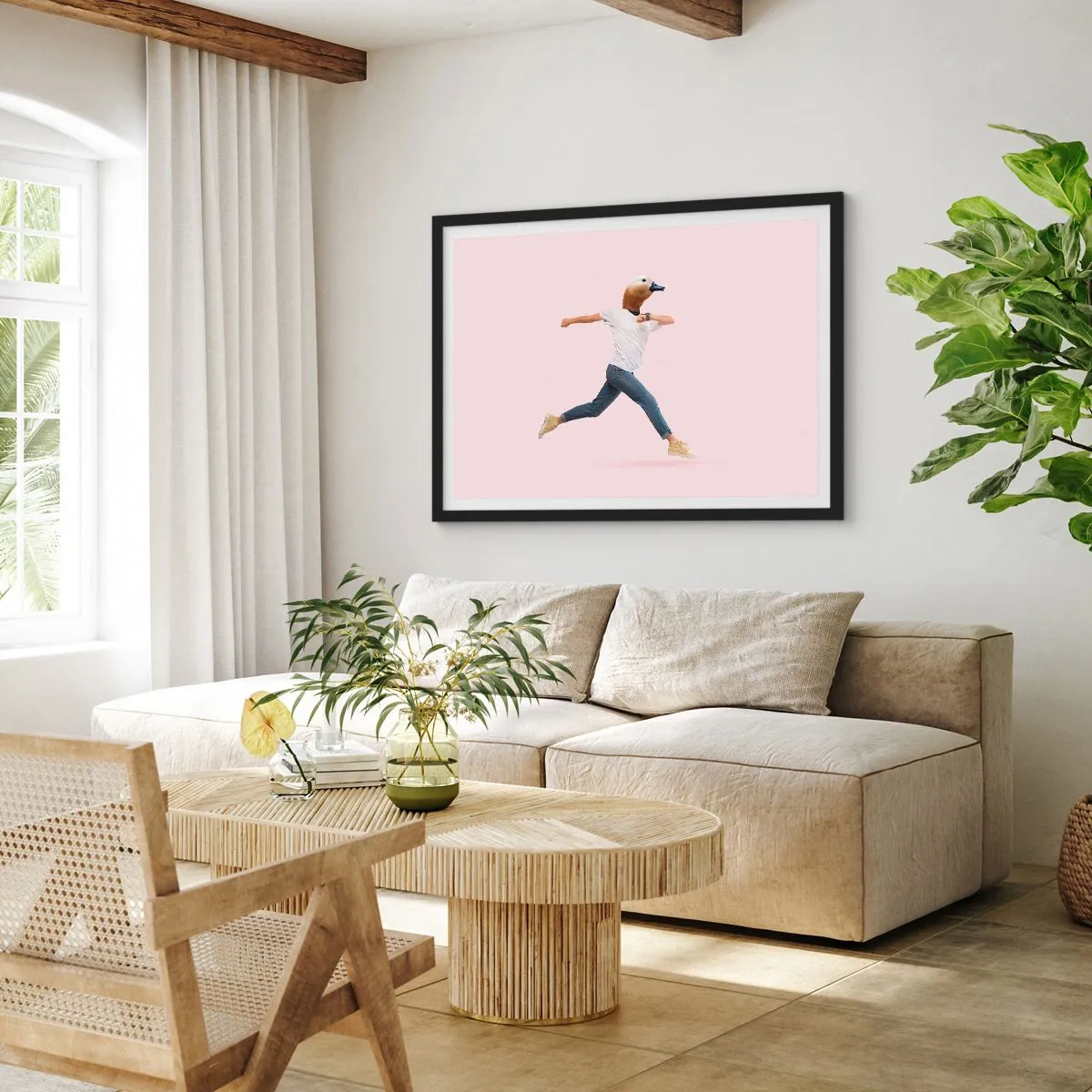Poster in einem schwarzem Rahmen - Eine surrealistische Figur mit einem Entenkopf in Bewegung - 70x50cm - Eine Prise Absurdität - Moderne Wanddekoration für Wohnzimmer und Schlafzimmer ARTTOR