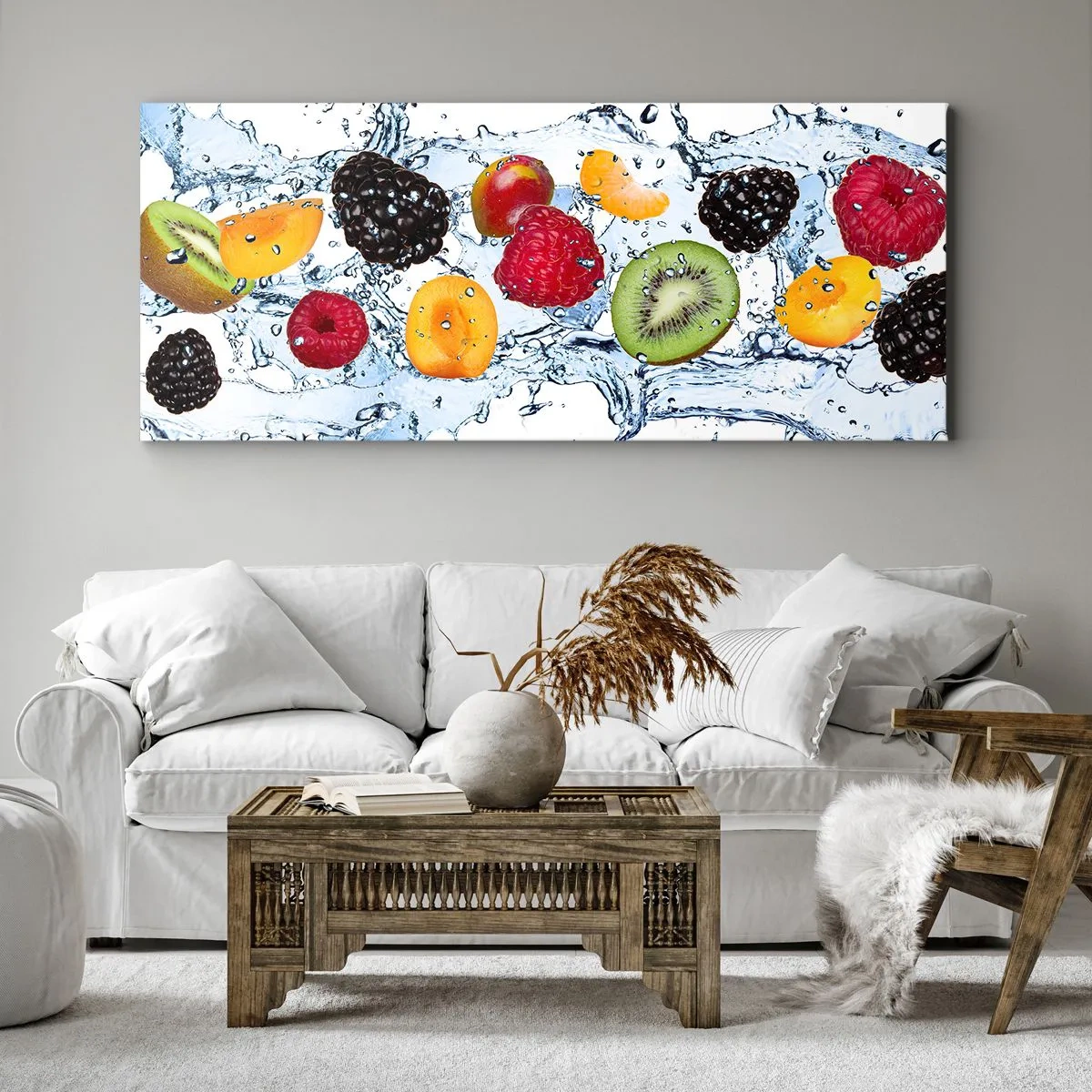 Bild auf Leinwand - Leinwandbild - Bunte Früchte in Wasserspritzern auf weißem Hintergrund eingetaucht - 160x50cm - Viel Spaß mit uns - Moderne Wanddekoration für Wohnzimmer und Schlafzimmer ARTTOR