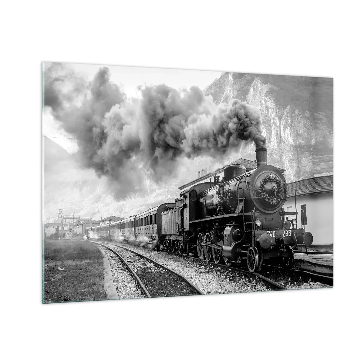 Glasbild - Bild auf glas - Eine alte Dampfeisenbahn in einer Berglandschaft - 100x70cm - Steht am Bahnhof ... - Moderne Wanddekoration für Wohnzimmer und Schlafzimmer ARTTOR