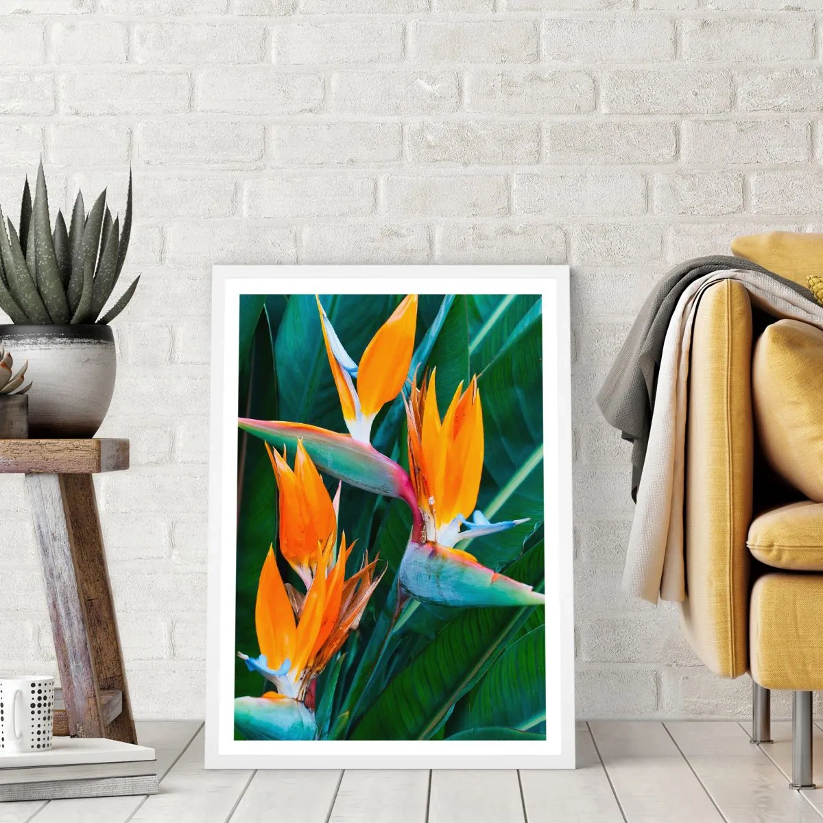 Poster in einem weißen Rahmen - Ist es eine Blume oder ist es ein Vogel? - 70x100 cm