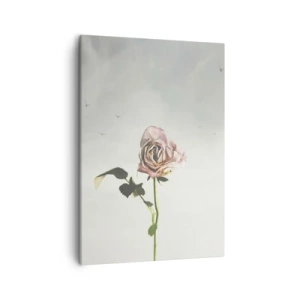 Bild auf Leinwand - Leinwandbild - Eine zarte Rose vor einem hellen Himmel mit fliegenden Vögeln - 50x70cm - Begrüßung des Frühlings - Moderne Wanddekoration für Wohnzimmer und Schlafzimmer ARTTOR