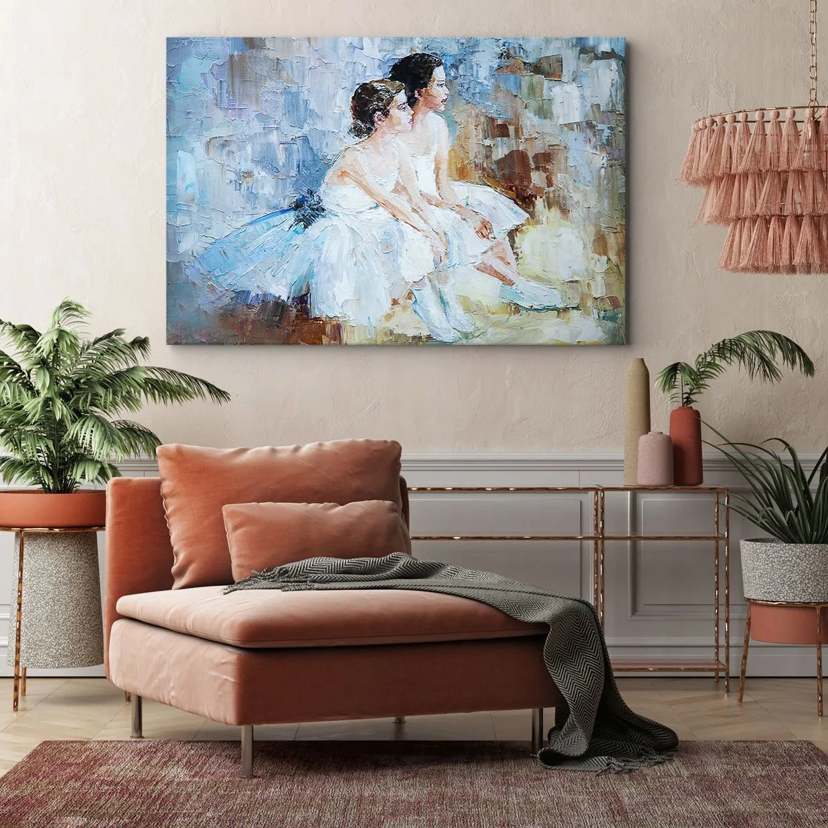 Bild auf Leinwand - Leinwandbild - Zwei Ballerinas in weißen Outfits entspannen vor einem pastellfarbenen Hintergrund. - 70x50cm - Rest der jungen Schwäne - Moderne Wanddekoration für Wohnzimmer und Schlafzimmer ARTTOR