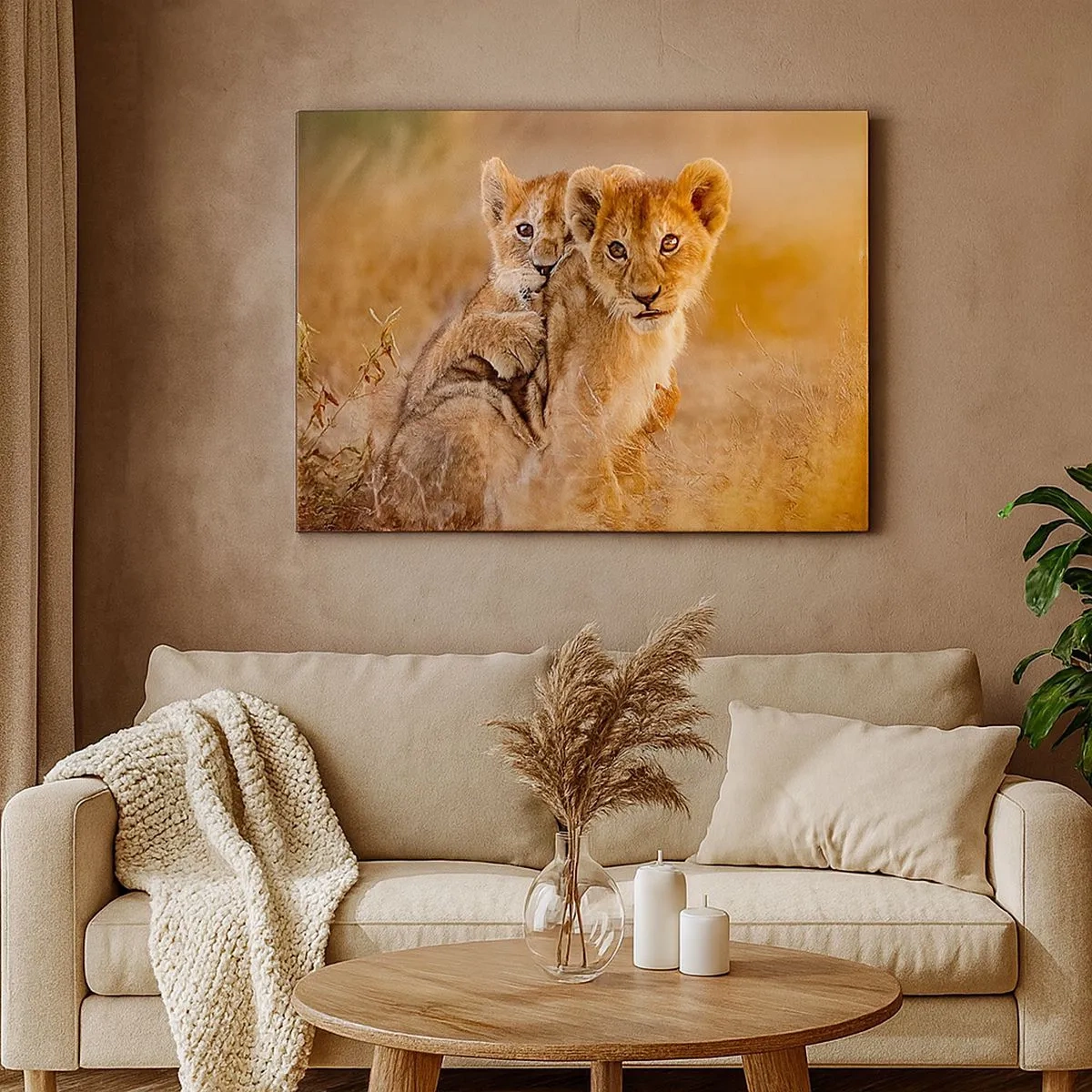 Bild auf Leinwand - Leinwandbild - Entzückende Löwenjungen in ihrer natürlichen Umgebung - 70x50cm - Bitte nicht stören! Wir haben Spaß - Moderne Wanddekoration für Wohnzimmer und Schlafzimmer ARTTOR