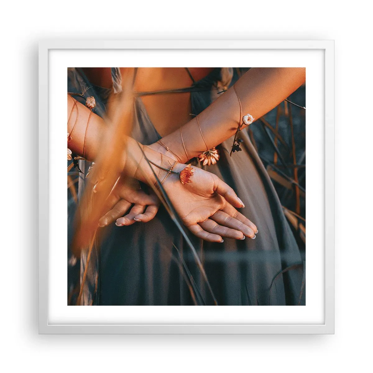 Poster in einem weißen Rahmen - Verbunden mit der Natur - 50x50 cm