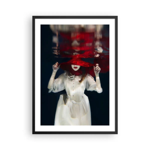 Poster in einem schwarzem Rahmen - Eine Frau mit einem roten Hut ist unter Wasser getaucht. - 50x70cm - Boshafte Göttin in der slawischen Mythologie - Moderne Wanddekoration für Wohnzimmer und Schlafzimmer ARTTOR