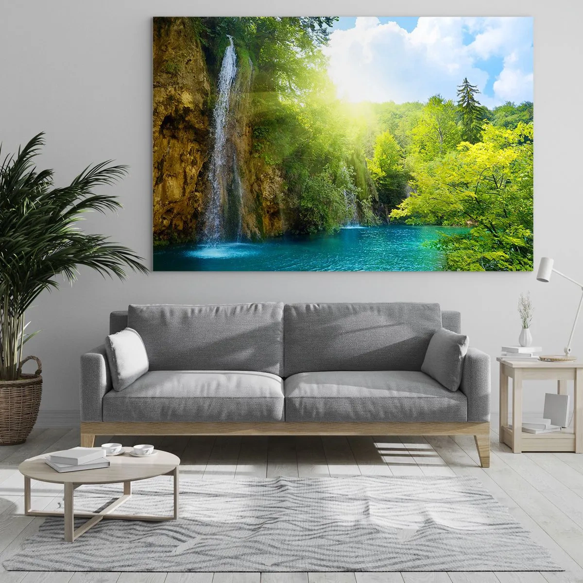 Glasbild - Bild auf glas - Ein Wasserfall, der in einen blauen See fließt, umgeben von Grün - 100x70cm - Es muss Eden sein - Moderne Wanddekoration für Wohnzimmer und Schlafzimmer ARTTOR