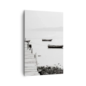 Bild auf Leinwand - Leinwandbild - Holzsteg und Boote auf ruhigem Wasser - 80x120cm - Ruhig und sauber über dem Wasser - Moderne Wanddekoration für Wohnzimmer und Schlafzimmer ARTTOR