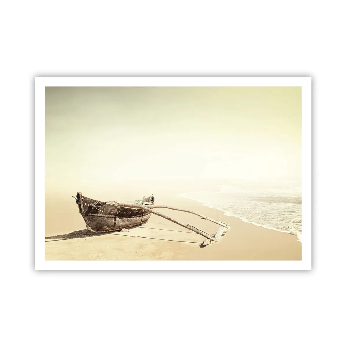 Poster - Altes Fischerboot an einem Sandstrand - 100x70cm - Erinnerung an die Südsee - Moderne Wanddekoration für Wohnzimmer und Schlafzimmer ARTTOR