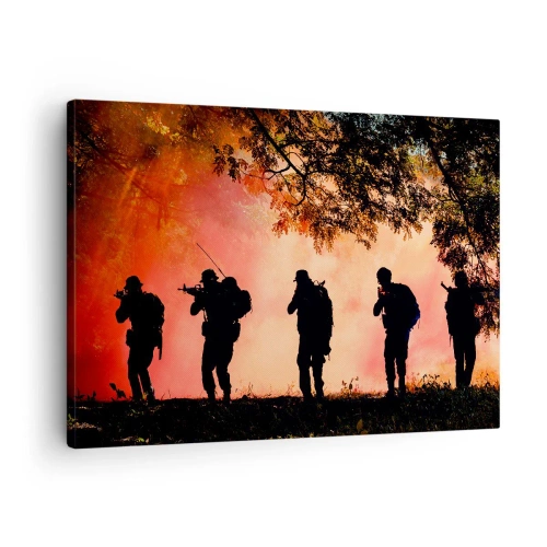 Bild auf Leinwand - Leinwandbild - Silhouetten von Soldaten im Wald vor dem orangefarbenen Himmel - 70x50cm - … Alle für einen. - Moderne Wanddekoration für Wohnzimmer und Schlafzimmer ARTTOR