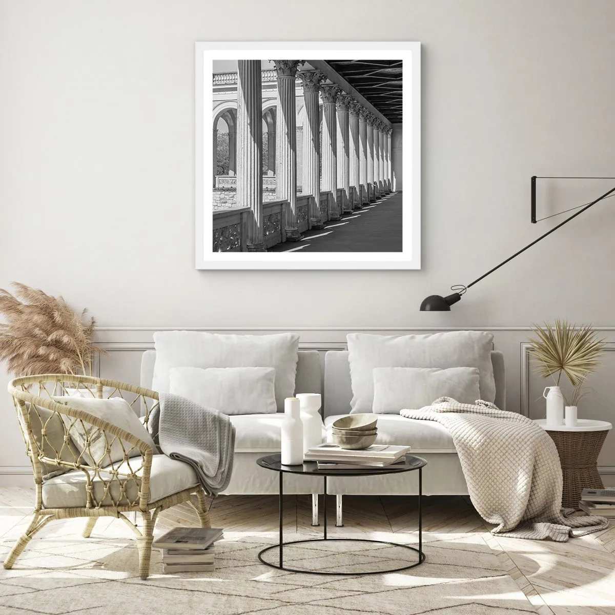 Poster in einem weißen Rahmen - Sonnige Arkade - 40x40 cm