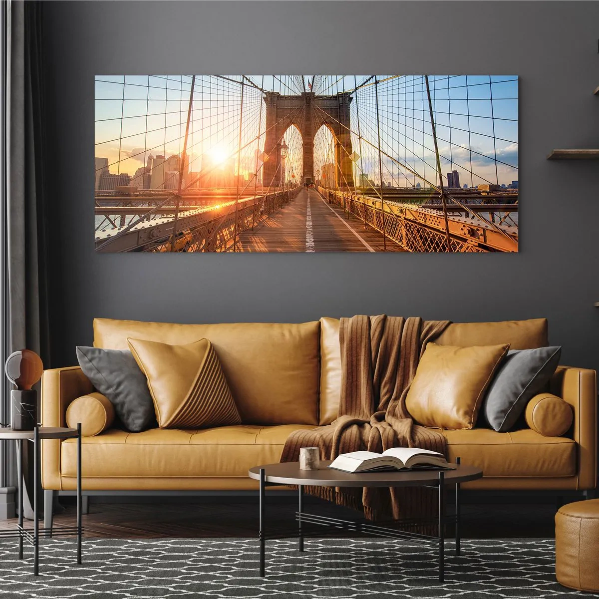 Glasbild - Bild auf glas - Die Brücke im Licht der untergehenden Sonne mit Blick auf die Stadt - 140x50cm - Auf der goldenen Brücke - Moderne Wanddekoration für Wohnzimmer und Schlafzimmer ARTTOR