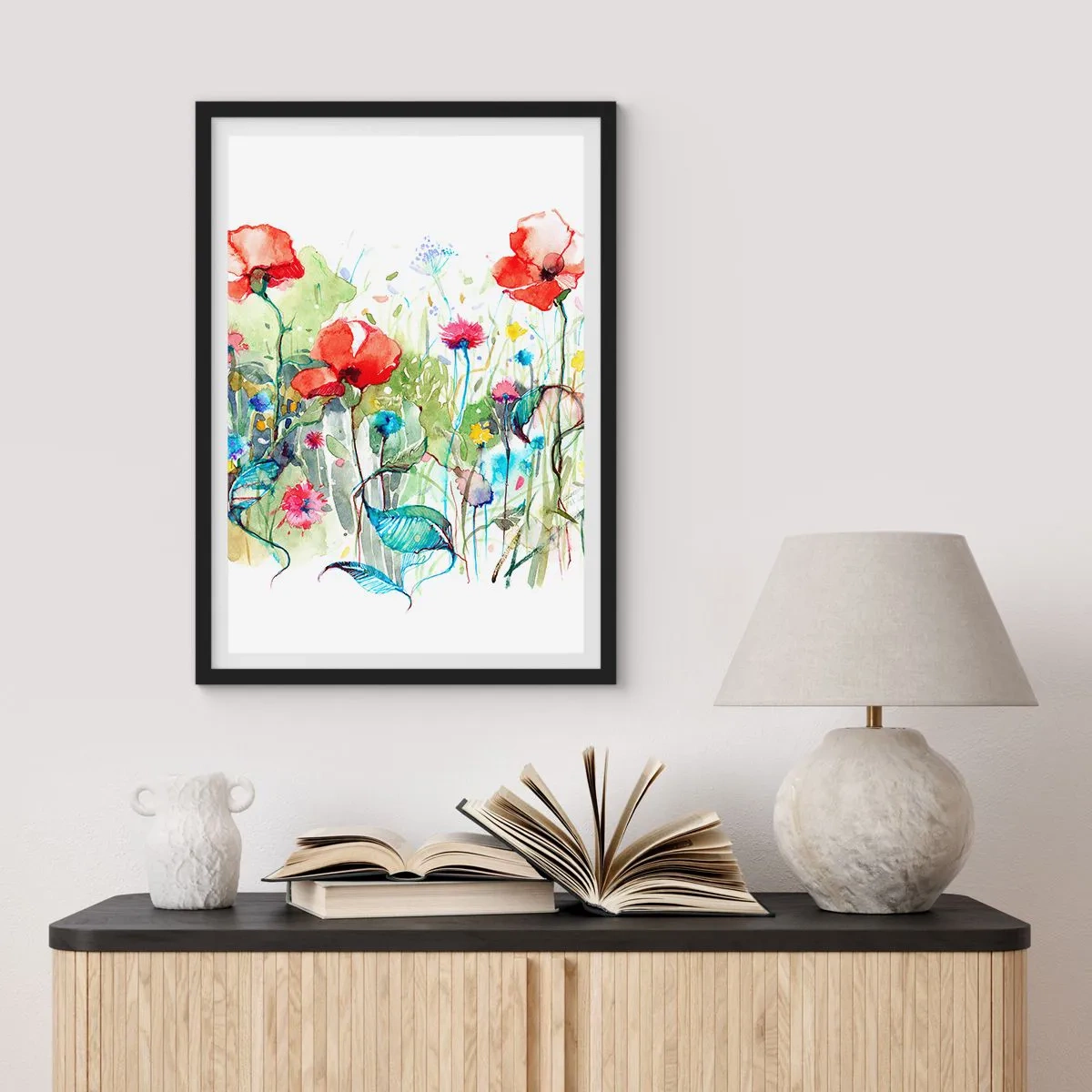 Poster in einem schwarzem Rahmen - Ein Aquarell einer Wiese mit Mohnblumen und Wildblumen. - 50x70cm - Blühende Maiwiese - Moderne Wanddekoration für Wohnzimmer und Schlafzimmer ARTTOR