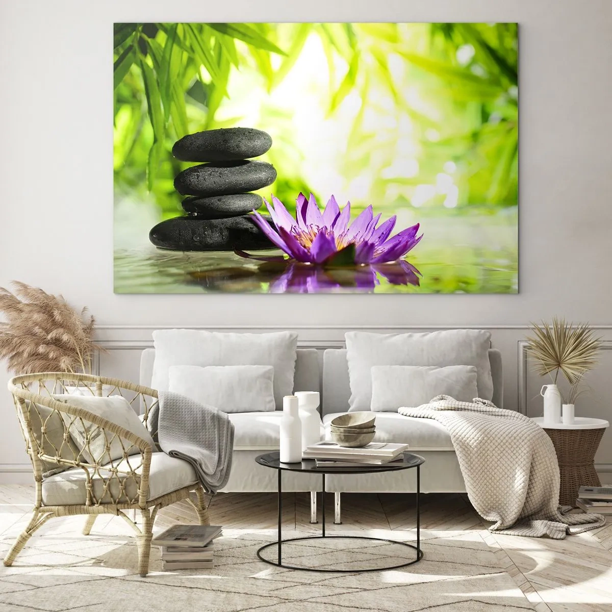 Glasbild - Bild auf glas - Lila Lotusblüte mit Zen-Steinen auf grünem Hintergrund - 100x70cm - In einem Bambusbusch - Moderne Wanddekoration für Wohnzimmer und Schlafzimmer ARTTOR