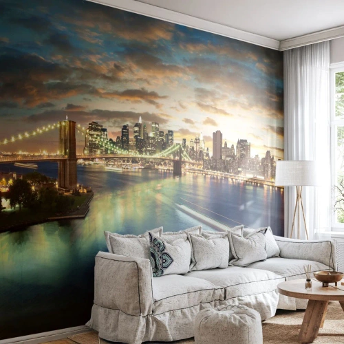 Fototapete Premium Sand - Panorama der Stadt mit der von Nachtlichtern beleuchteten Brücke - 100x70cm - Ein heller Abend über Manhattan - Moderne Wanddekoration für Wohnzimmer und Schlafzimmer ARTTOR