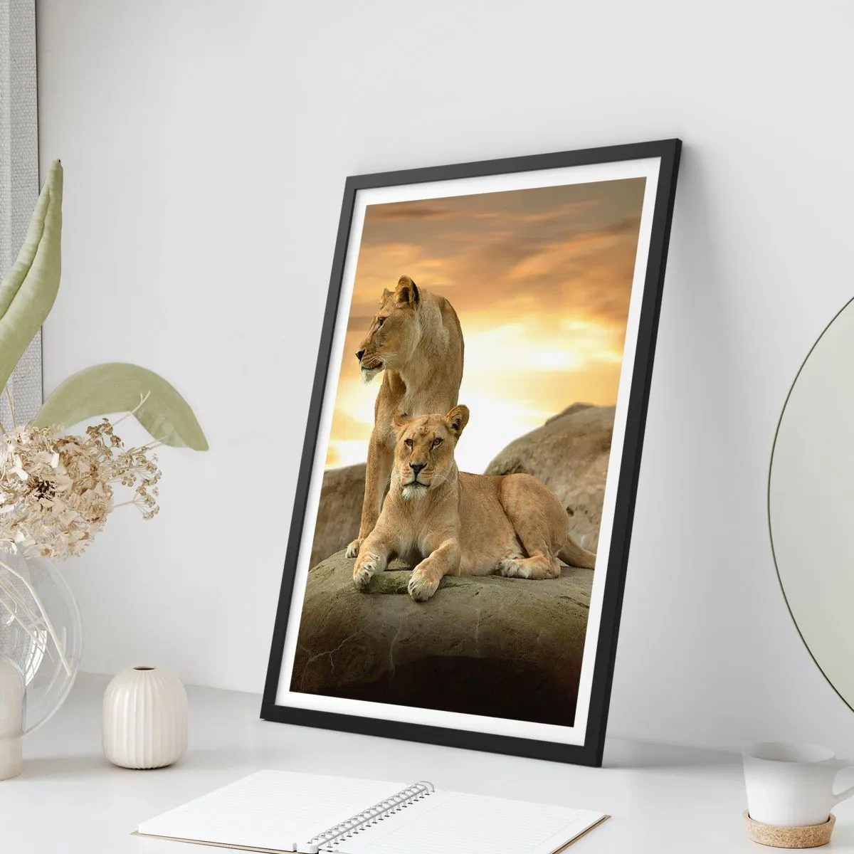 Poster in einem schwarzem Rahmen - Königliche Majestät - 30x40 cm