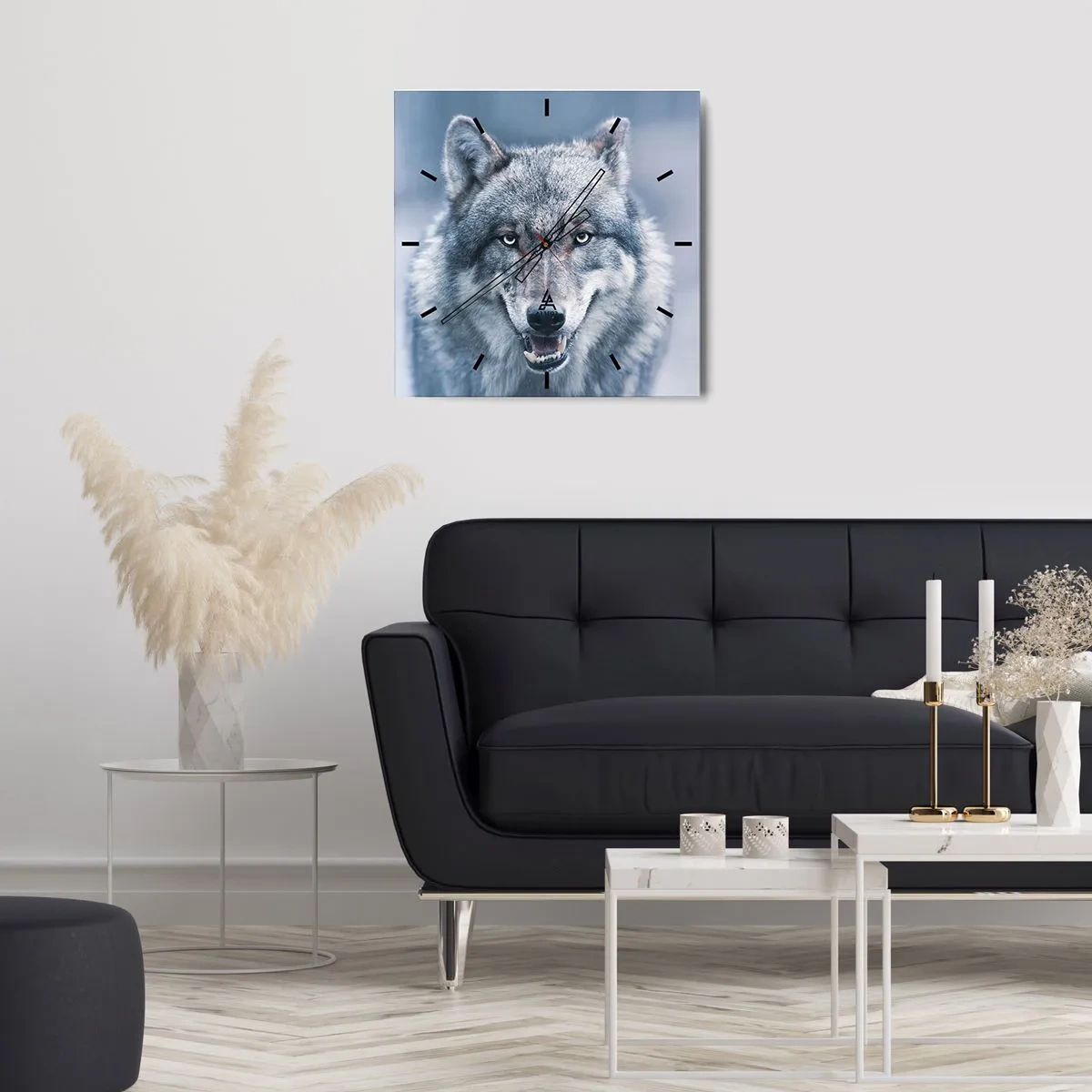 Wanduhr - Glasuhr - Ein Wolf mit intensivem Blick in einer Winterlandschaft - 30x30cm - Werden Sie die Herausforderung annehmen? - Moderne Wanddekoration für Wohnzimmer und Schlafzimmer ARTTOR