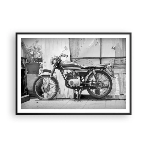 Poster in einem schwarzem Rahmen - Schwarz-Weiß-Foto eines klassischen Motorrads - 100x70cm - Klassik über alles - Moderne Wanddekoration für Wohnzimmer und Schlafzimmer ARTTOR