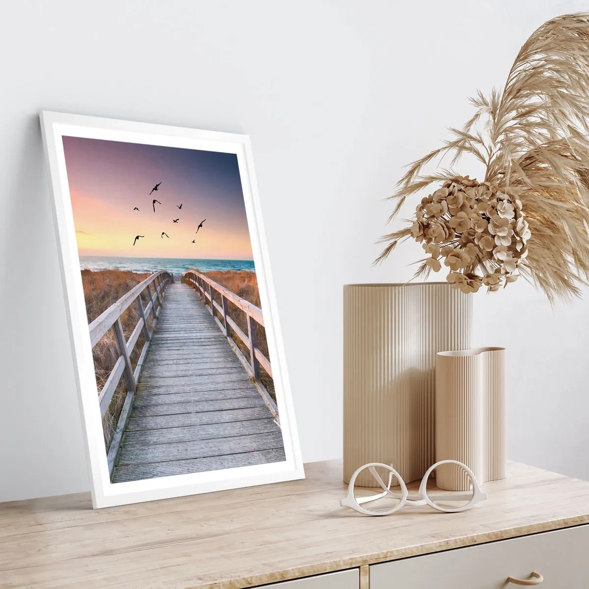 Poster in einem weißen Rahmen - Der Raum für Auffliegen - 50x70 cm