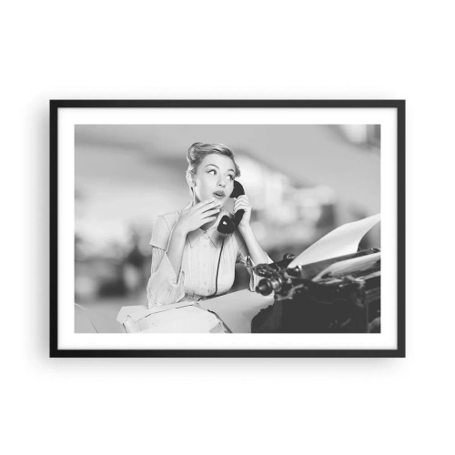 Poster in einem schwarzem Rahmen - Eine Frau telefoniert an einer Schreibmaschine - 70x50cm - Hallo, wir sind in den 1950er Jahren. - Moderne Wanddekoration für Wohnzimmer und Schlafzimmer ARTTOR