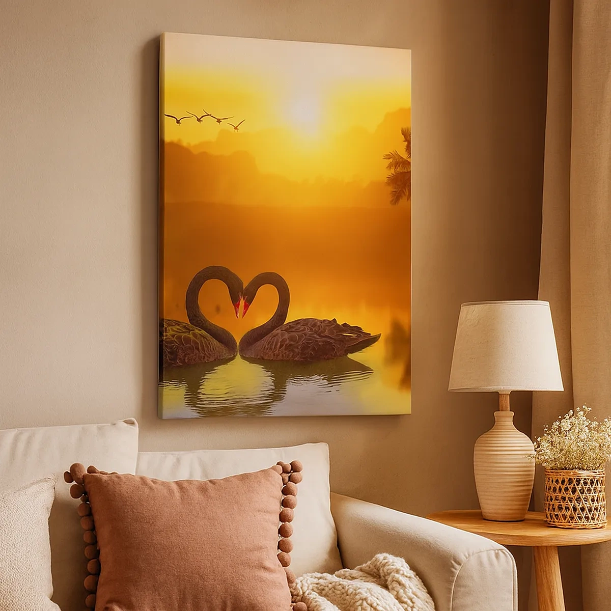Bild auf Leinwand - Leinwandbild - Zwei schwarze Schwäne bilden ein Herz vor dem Hintergrund eines Sonnenuntergangs am See - 50x70cm - Alles passt zusammen - Moderne Wanddekoration für Wohnzimmer und Schlafzimmer ARTTOR