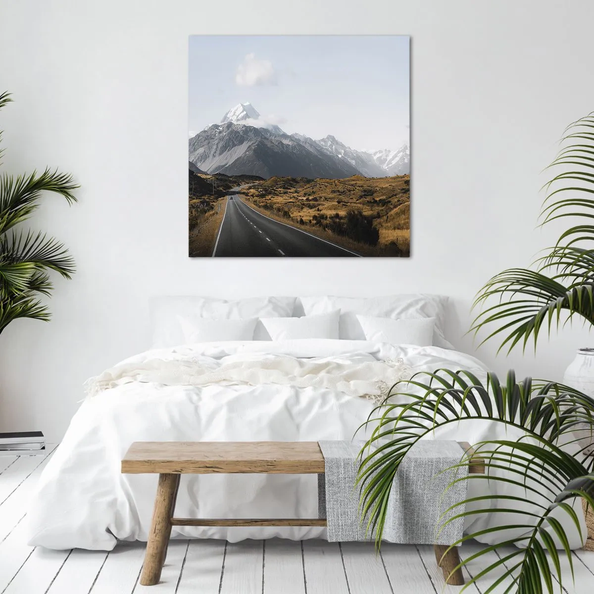 Bild auf Leinwand - Leinwandbild - Der Weg ins Herz der Berge - 50x50 cm