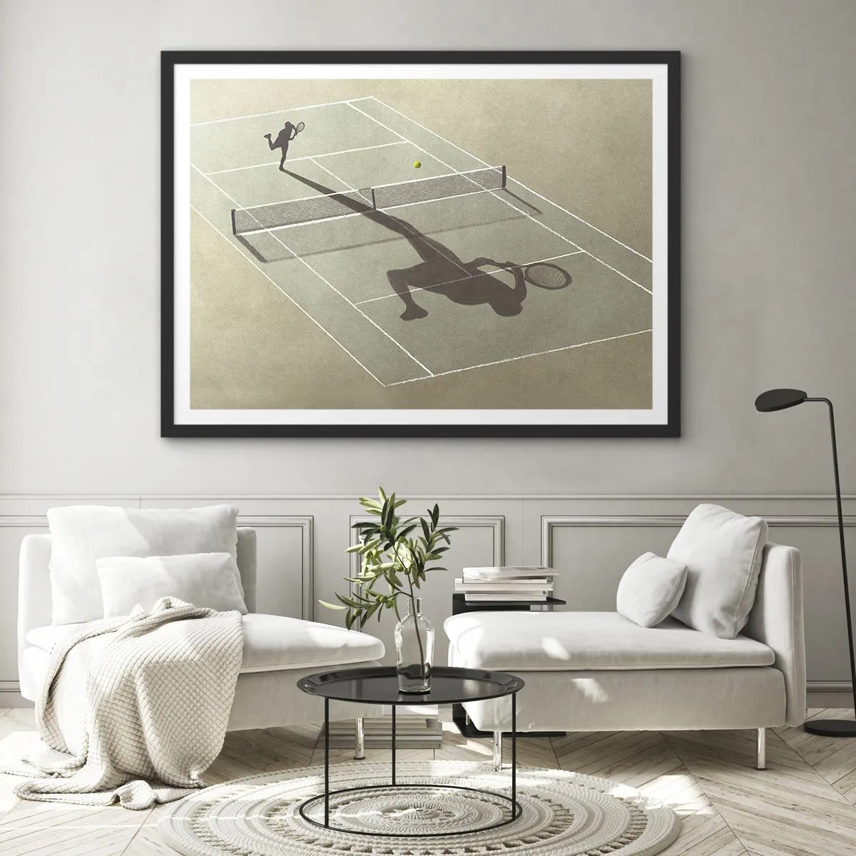 Poster in einem schwarzem Rahmen - Der Schatten eines Tennisspielers auf dem Platz während eines Tennisspiels - 70x50cm - Überwinde dich selbst - Moderne Wanddekoration für Wohnzimmer und Schlafzimmer ARTTOR