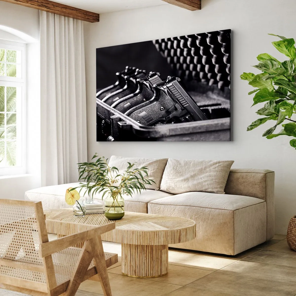 Bild auf Leinwand - Leinwandbild - Ein Schwarzweißbild eines Stapels Waffen in einem Koffer. - 70x50cm - Männersport - Moderne Wanddekoration für Wohnzimmer und Schlafzimmer ARTTOR