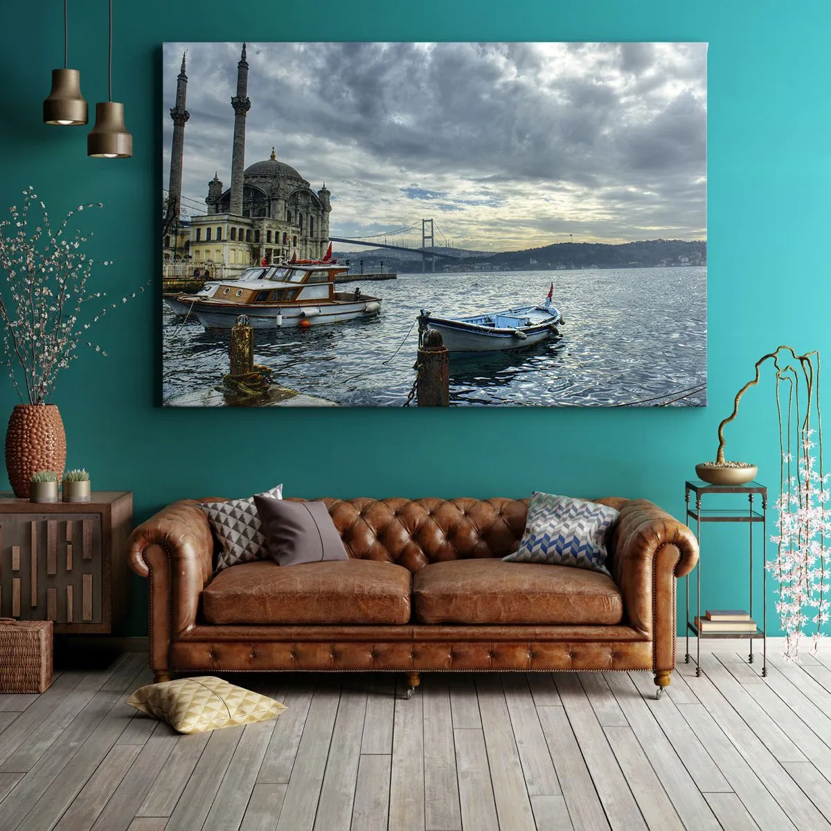 Bild auf Leinwand - Leinwandbild - Ein historisches Gebäude auf dem Wasser mit Booten und einer Brücke im Hintergrund - 70x50cm - An der Grenze der Welten - Moderne Wanddekoration für Wohnzimmer und Schlafzimmer ARTTOR