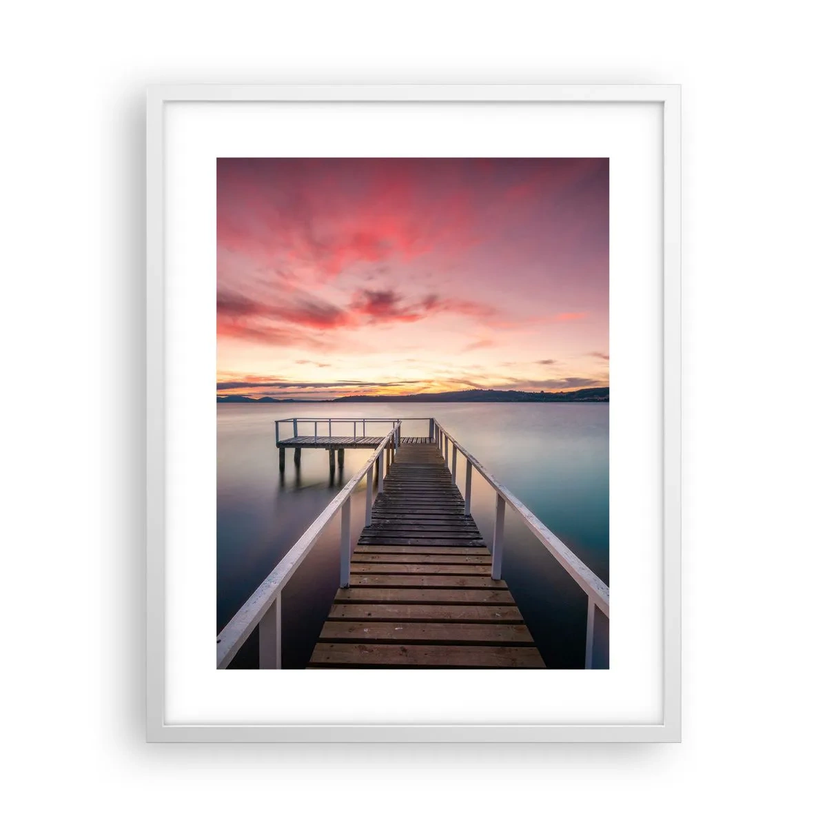 Poster in einem weißen Rahmen - Die sanfte Flamme des Abends - 40x50 cm