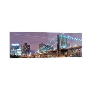 Glasbild - Bild auf glas - Brooklyn Bridge bei Nacht mit der beleuchteten Stadt im Hintergrund - 160x50cm - Seit vielen Jahren die Brooklyn Bridge - Moderne Wanddekoration für Wohnzimmer und Schlafzimmer ARTTOR