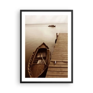 Poster in einem schwarzem Rahmen - Ein Boot an einem hölzernen Pier in Sepia - 50x70cm - Großer Frieden - Moderne Wanddekoration für Wohnzimmer und Schlafzimmer ARTTOR