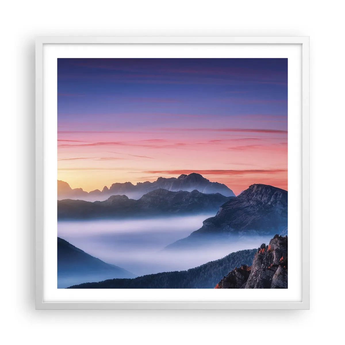 Poster in einem weißen Rahmen - Über die Täler - 60x60 cm