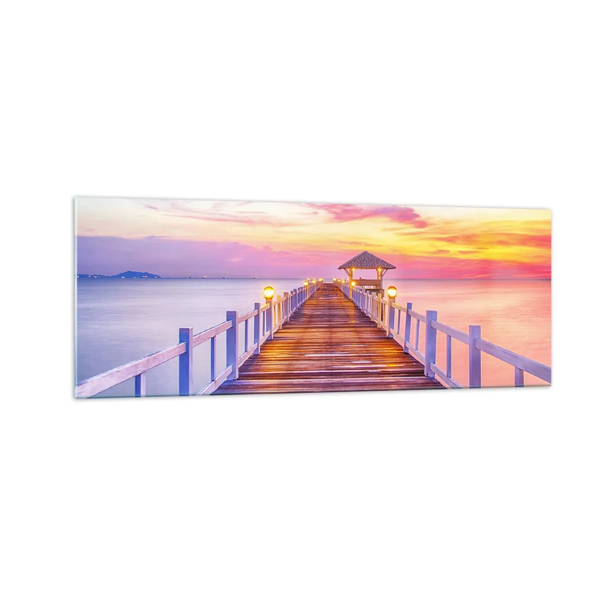 Glasbild - Bild auf glas - Ein Pier über dem Wasser bei Sonnenuntergang in Pastellfarben - 140x50cm - Die lila-goldene Stille des Abends - Moderne Wanddekoration für Wohnzimmer und Schlafzimmer ARTTOR