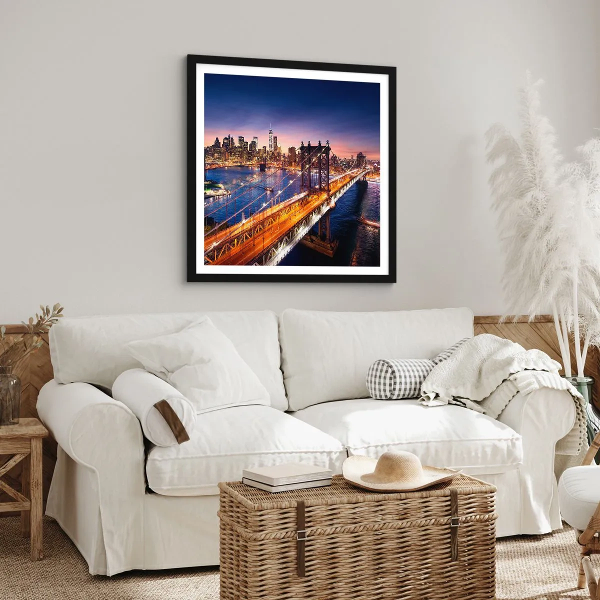 Poster in einem schwarzem Rahmen - Eine leuchtende Brücke zum Herzen der Stadt - 30x30 cm