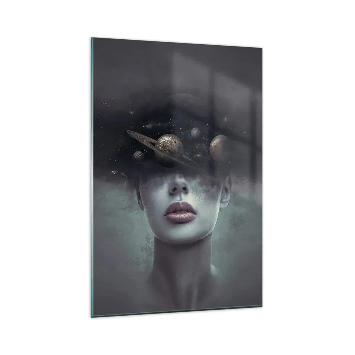 Glasbild - Bild auf glas - Ein Frauengesicht mit einem Planeten- und Weltraummotiv im Hintergrund - 80x120cm - Und die Planeten spielen verrückt ... - Moderne Wanddekoration für Wohnzimmer und Schlafzimmer ARTTOR