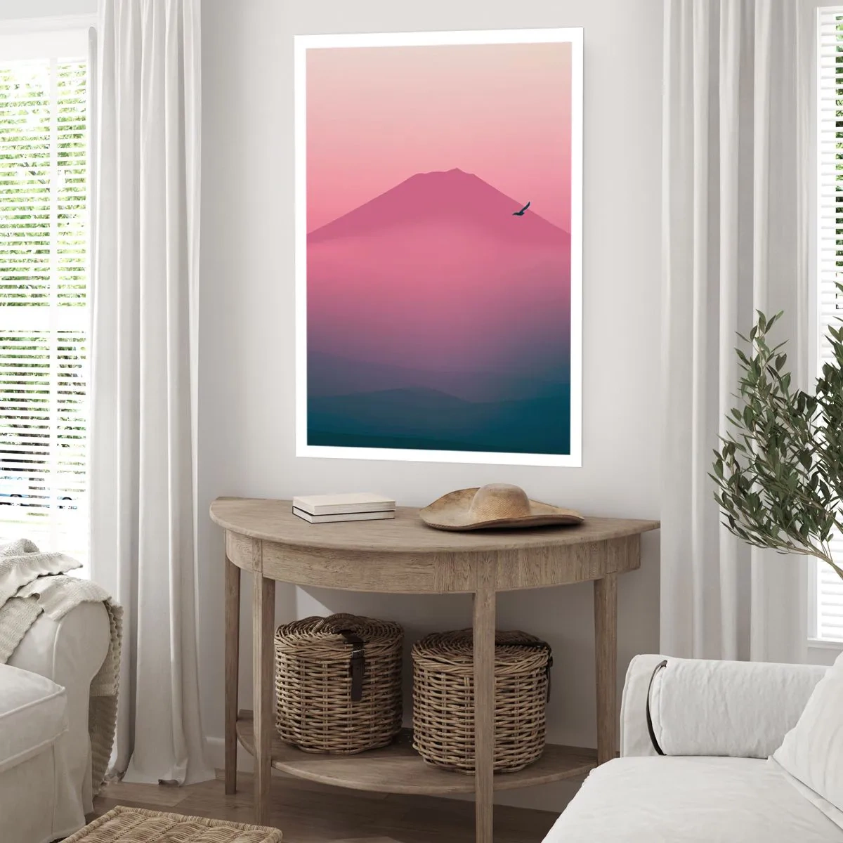 Poster - Eine minimalistische Berglandschaft in Rosa- und Lilatönen - 50x70cm - Wanderer über den Wolken - Moderne Wanddekoration für Wohnzimmer und Schlafzimmer ARTTOR