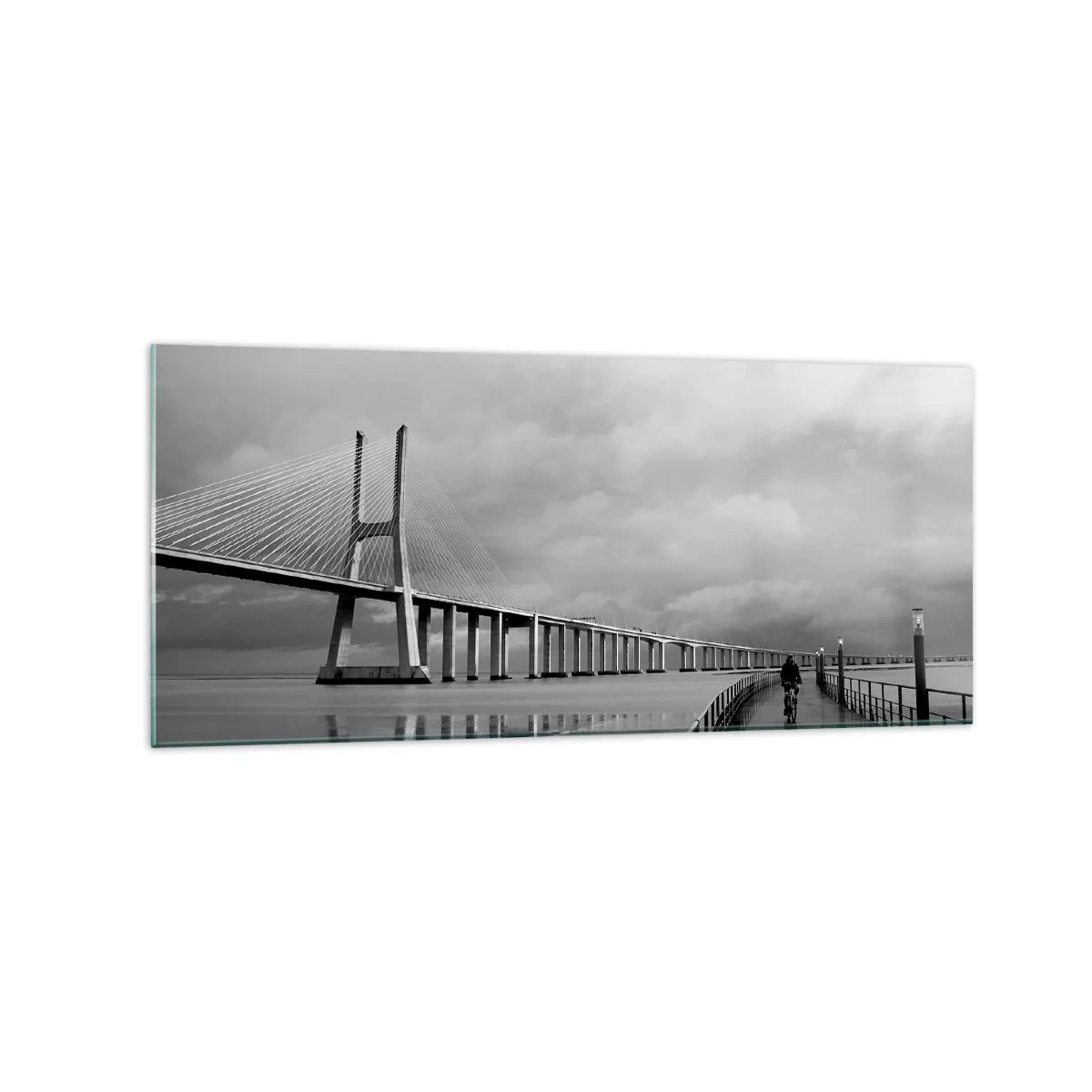 Glasbild - Bild auf glas - Eine Hängebrücke über dem Wasser in Schwarz und Weiß - 120x50cm - Jedem das Verdiente - Moderne Wanddekoration für Wohnzimmer und Schlafzimmer ARTTOR