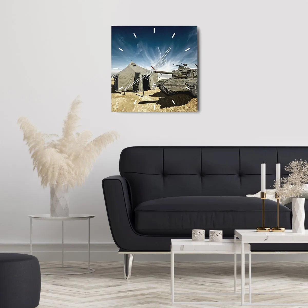 Wanduhr - Glasuhr - Ein Panzer neben einem Militärzelt in einer Wüstengegend - 30x30cm - Ein militärischer Traum - Moderne Wanddekoration für Wohnzimmer und Schlafzimmer ARTTOR