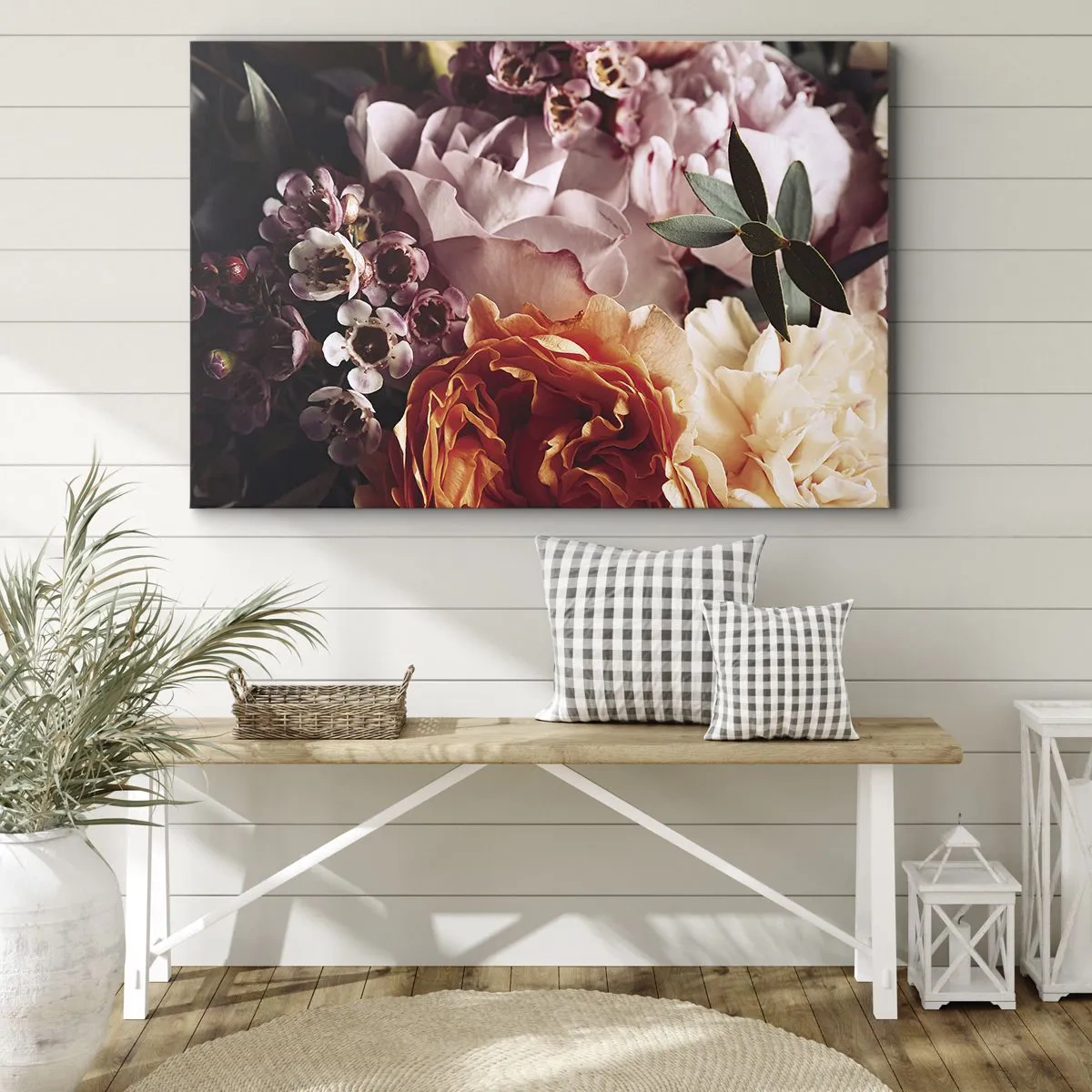 Bild auf Leinwand - Leinwandbild - Eine Nahaufnahme einer farbenfrohen Blumenkomposition - 100x70cm - Eingehüllt in Schönheit - Moderne Wanddekoration für Wohnzimmer und Schlafzimmer ARTTOR