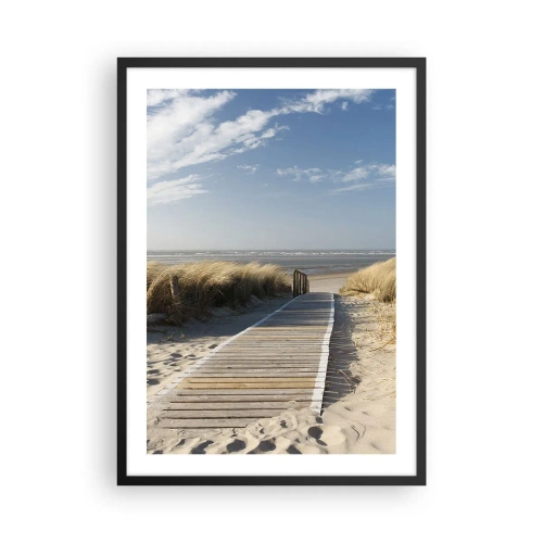 Poster in einem schwarzem Rahmen - Strandweg durch die Dünen mit blauem Himmel - 50x70cm - Hinter der Düne, im Rauschen des Grases - Moderne Wanddekoration für Wohnzimmer und Schlafzimmer ARTTOR
