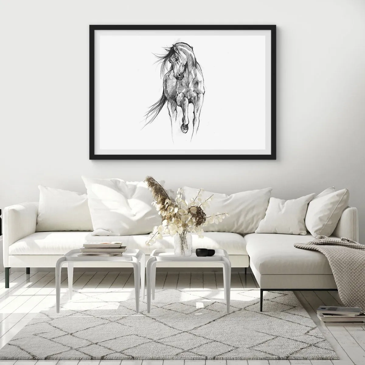 Poster in einem schwarzem Rahmen - Schwarz-Weiß-Skizze eines galoppierenden Pferdes - 70x50cm - Im anmutigen Trab - Moderne Wanddekoration für Wohnzimmer und Schlafzimmer ARTTOR