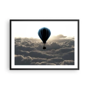 Poster in einem schwarzem Rahmen - Ein Heißluftballon vor einem Himmel mit Wolken bei Sonnenuntergang - 70x50cm - Ein Wanderer über den Wolken - Moderne Wanddekoration für Wohnzimmer und Schlafzimmer ARTTOR