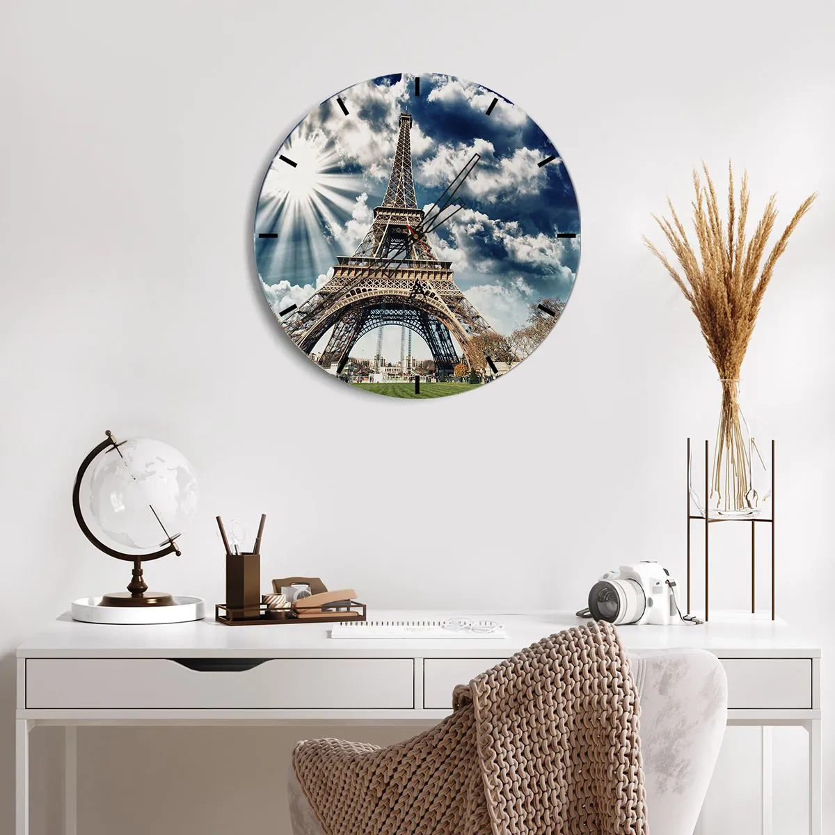 Wanduhr - Glasuhr - Die Einzige unter der Sonne - 30x30 cm