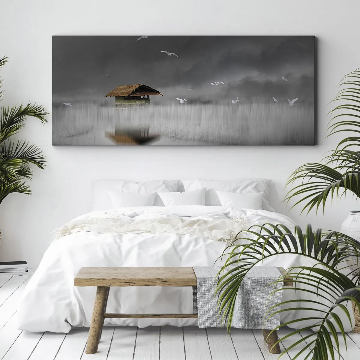 Bild auf Leinwand - Leinwandbild - Ein einsames Häuschen am Wasser, umgeben von Nebel und Vögeln - 140x50cm - Schutz vor Regen - Moderne Wanddekoration für Wohnzimmer und Schlafzimmer ARTTOR