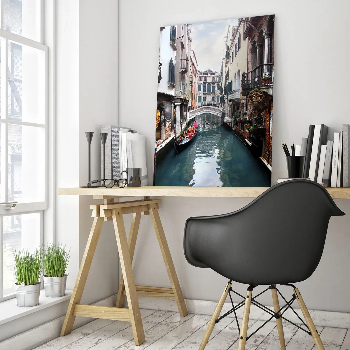 Glasbild - Bild auf glas - Ein Kanal in Venedig mit einer Gondel und historischen Gebäuden - 80x120cm - Venezianische Landschaft mit Gondel und Brücke - Moderne Wanddekoration für Wohnzimmer und Schlafzimmer ARTTOR